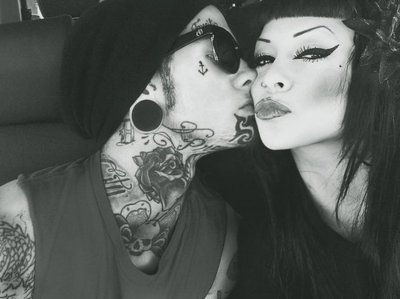 kiss and say hi