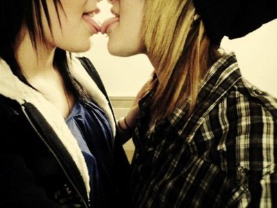 lips to lips
