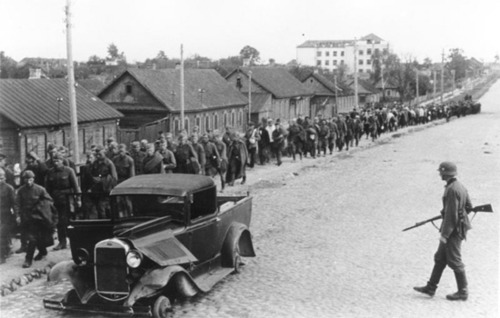  The Nazis Invaded the Soviet Union